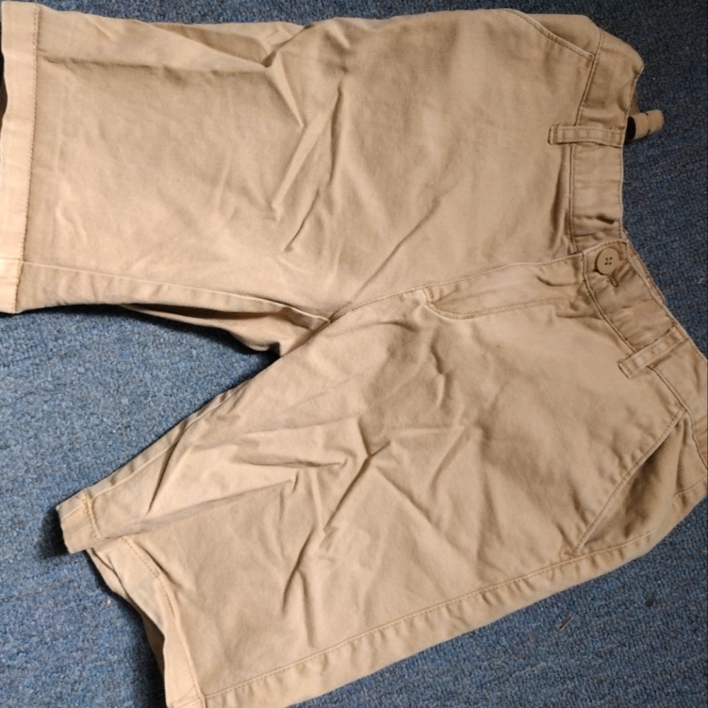 Khaki uniform shorts. Sz 14